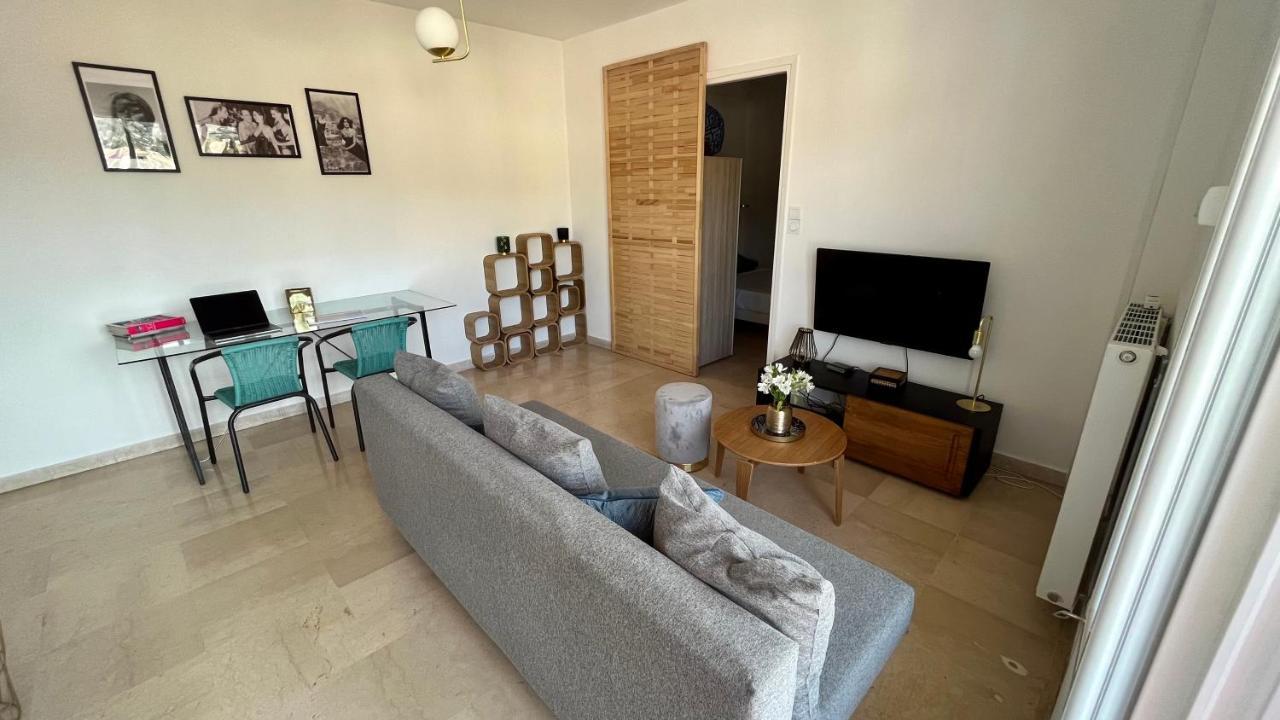Au 5eme Ciel Apartment *