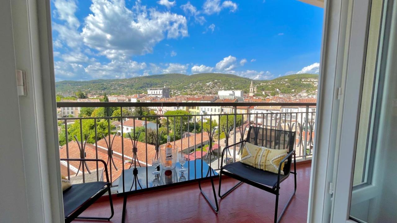 Au 5eme Ciel Apartment *